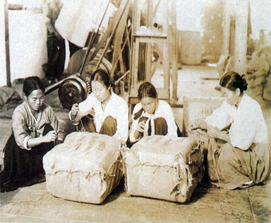 홉 포장작업(1930년대)